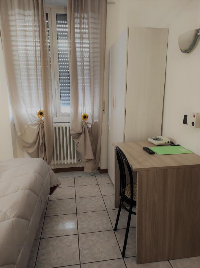 Hotel Marinoni Lomazzo Eksteriør billede