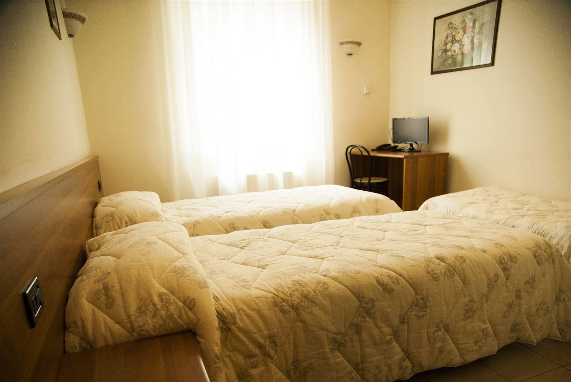 Hotel Marinoni Lomazzo Eksteriør billede